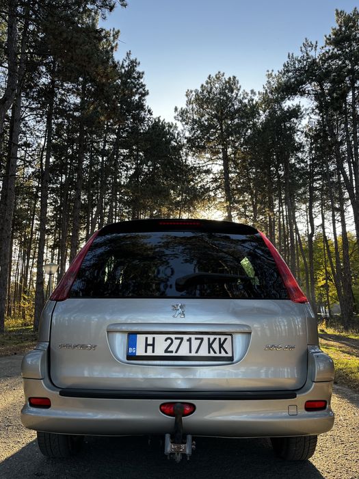 Peugeot 206 2004г