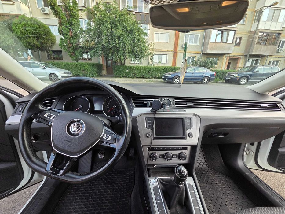 VOLKSWAGEN Passat 2015 — imagine 4
