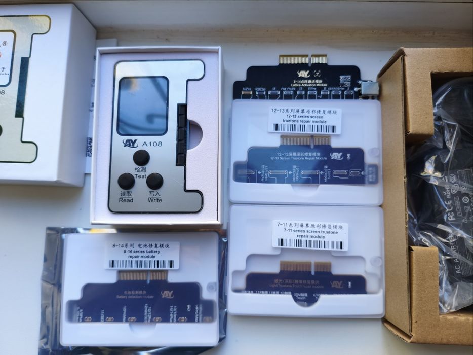 Программатор AY A108 для ремонта техники Apple