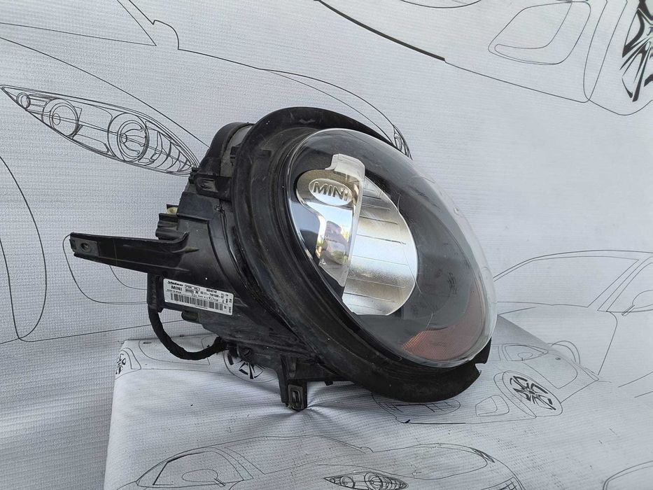 Far Dreapta Uk Halogen Mini One / Cooper 2016 / 2013-2018 Cod OEM 63117401598 (1E1)