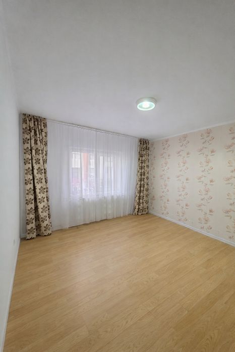 Apartament 3 camere parter Topoloveni