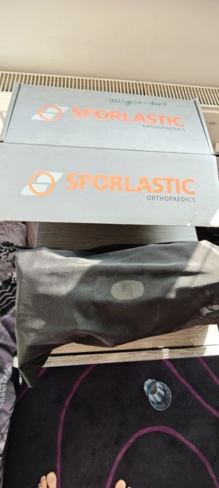 шина ортеза за  коляно (Дясна)