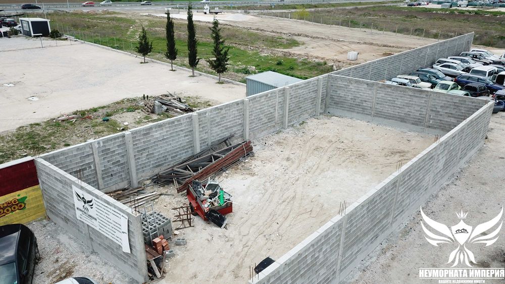 Дава се под наем Промишлена сграда в Асеновград - 300 кв.м за 513.57 € - Снимка #1