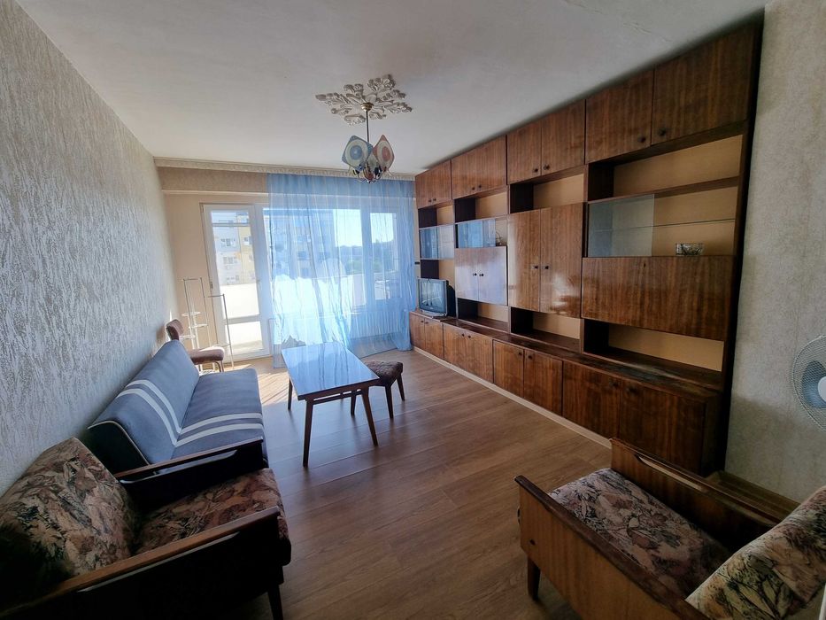 Дава се под наем Тристаен апартамент в Бургас, Изгрев - 80 кв.м за 153 € - Снимка #2