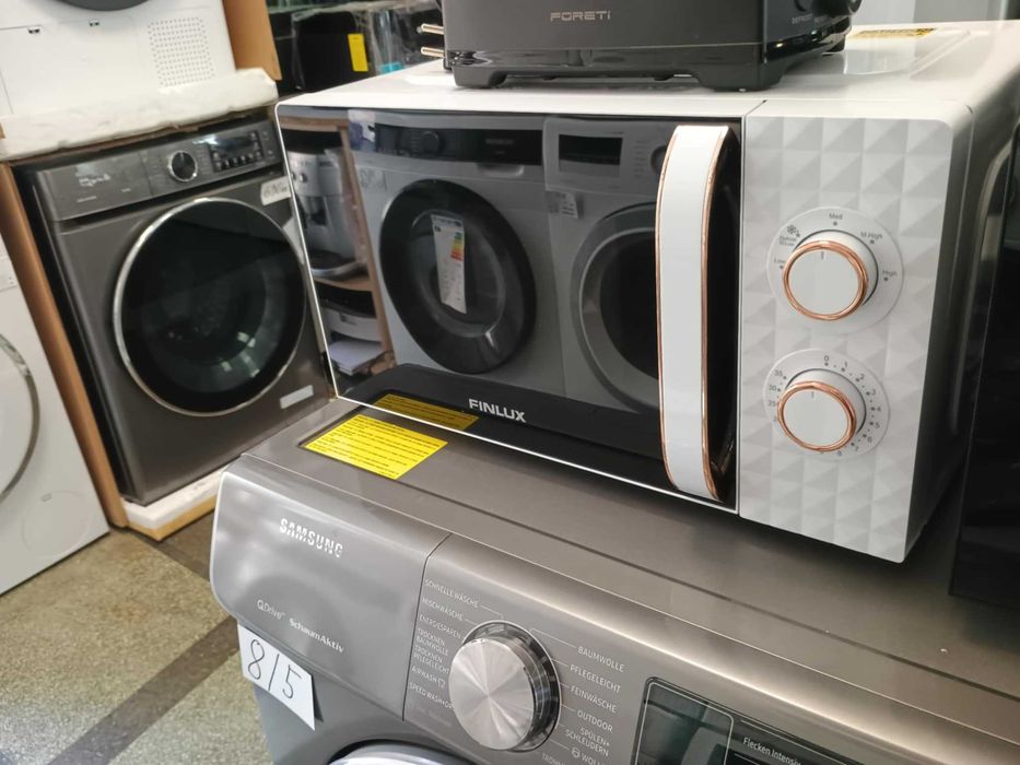 Чисто нова Микровълнова фурна Finlux 20 литра 700 W 2 години гаранция