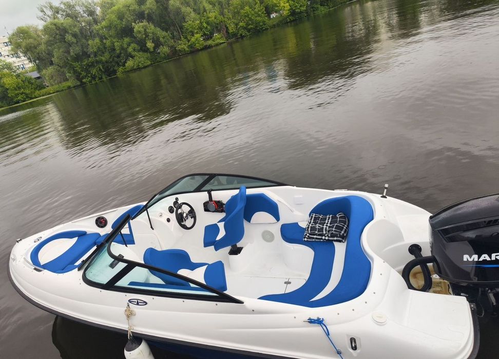 Стильный катер Касатка  VT 575