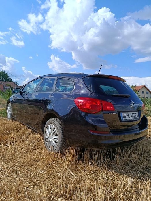 OPEL Astra 2011 — imagine 3