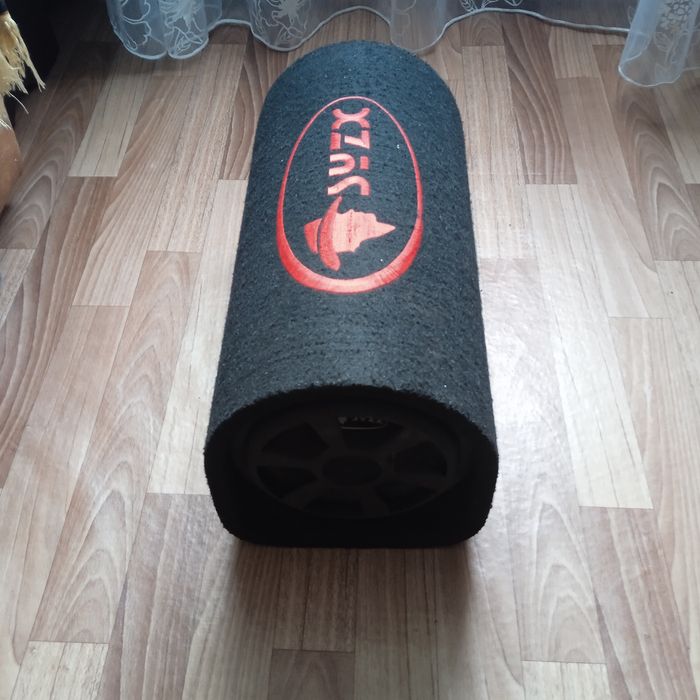 Продам сабвуфер для авто