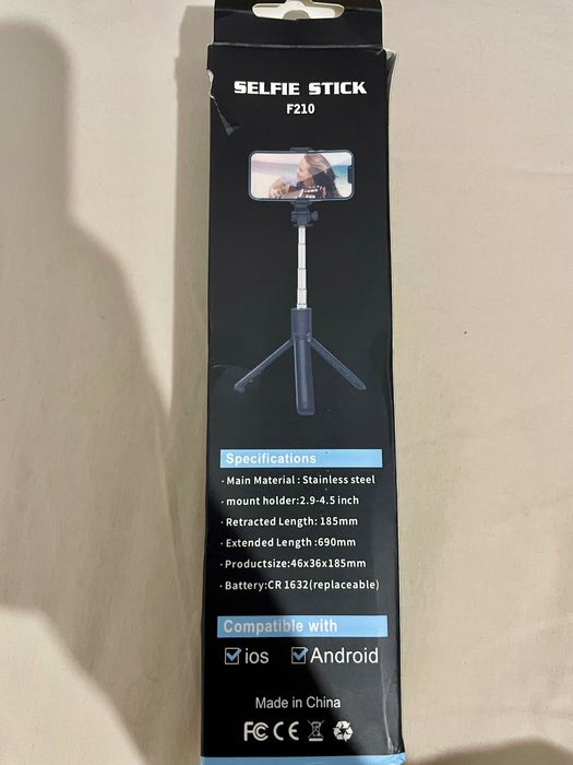 Трипод / Статив за телефон с дистанционно