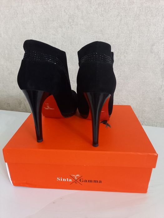 Продам ботильоны!