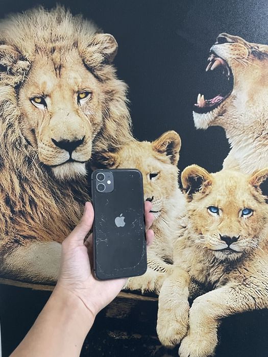 Продам срочно iPhone 11 128GB