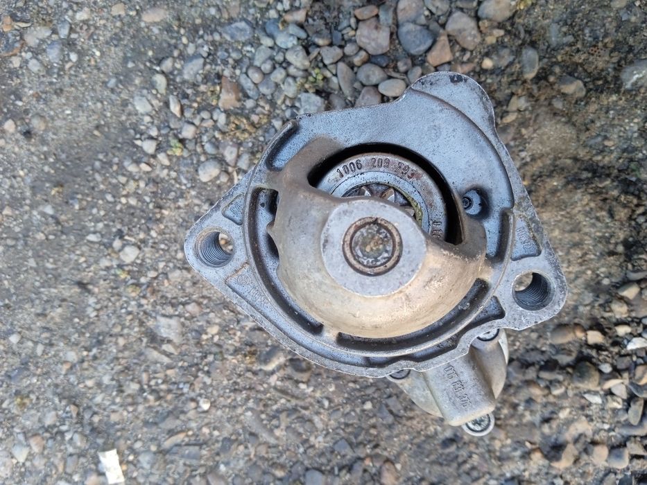 Стартер на пассат Б 5  турбо привозной