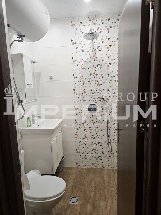 Двустаен апартамент под наем след освежаване - Център, гр. Варна