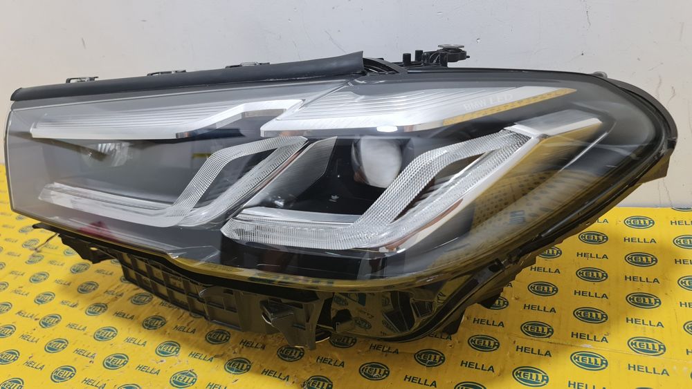 Far stanga full led adaptiv shaddow BMW 5 g30 g31 m5 f90 lci facelift