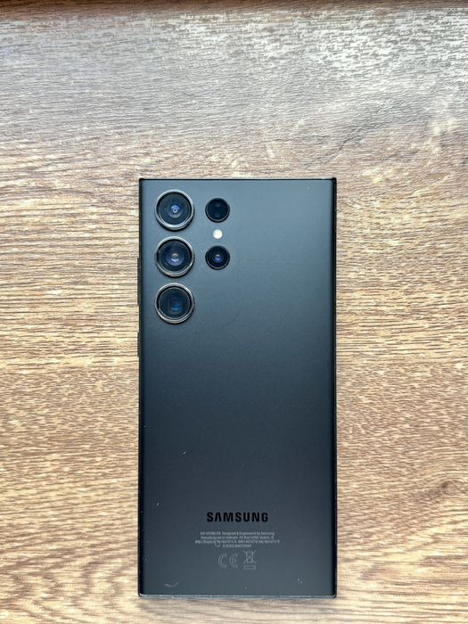 Продаётся Samsung S23 Ultra