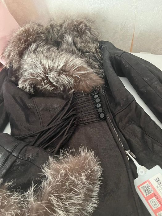 Продал дубленку.