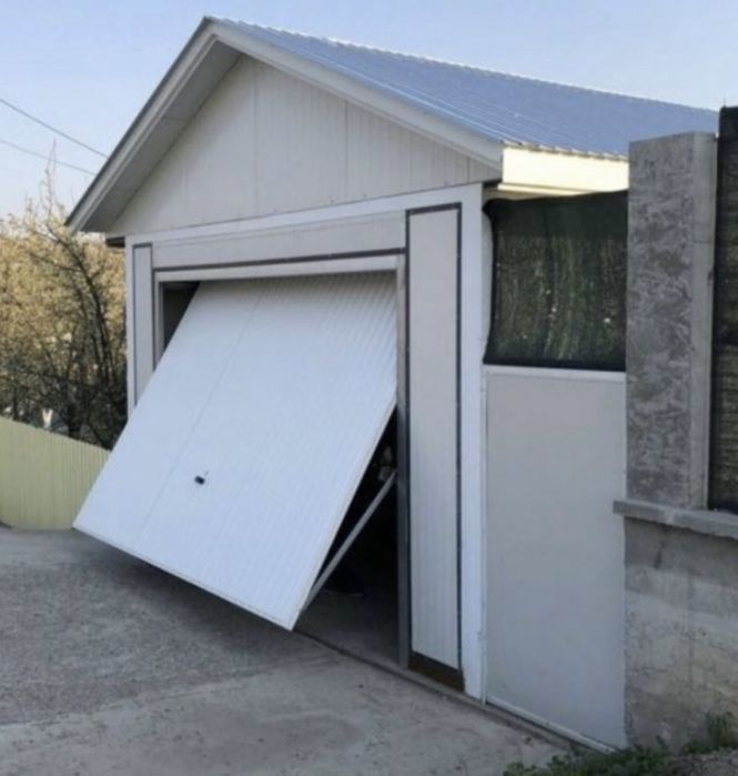 Vând containere stil casa din panouri sandwich