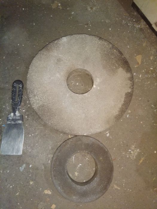 Образивный камень.