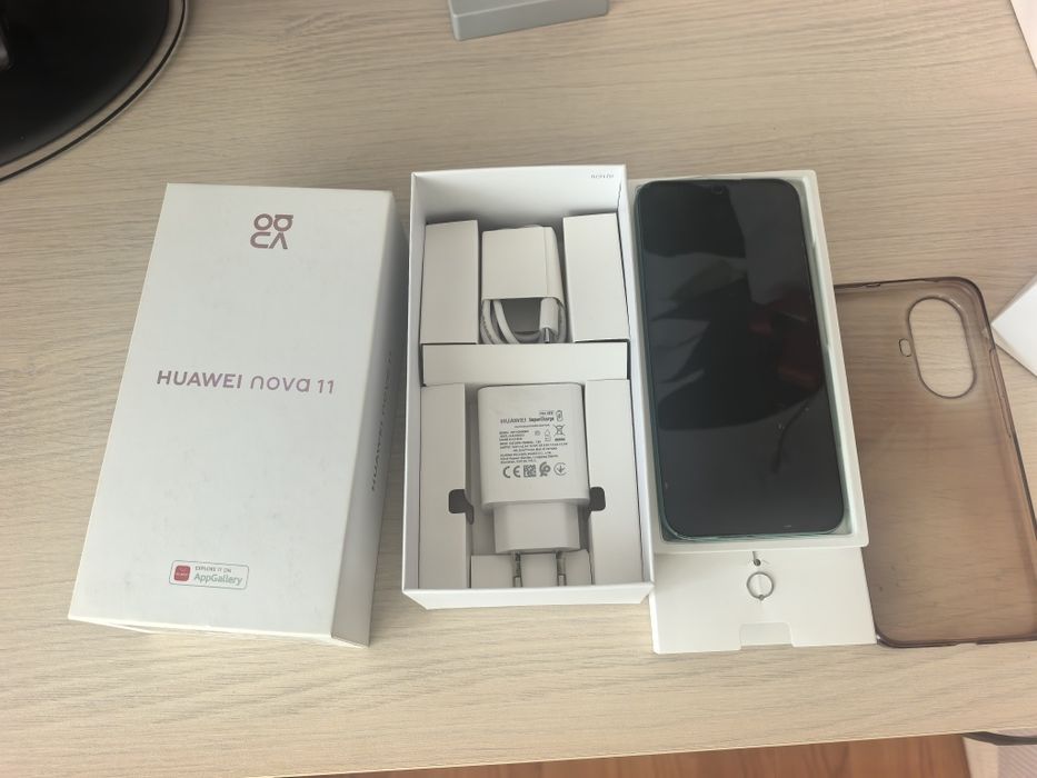 Telefon HUAWEI nova 11