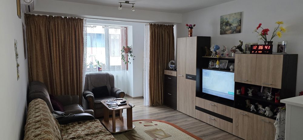 Apartament de vânzare 3 camere