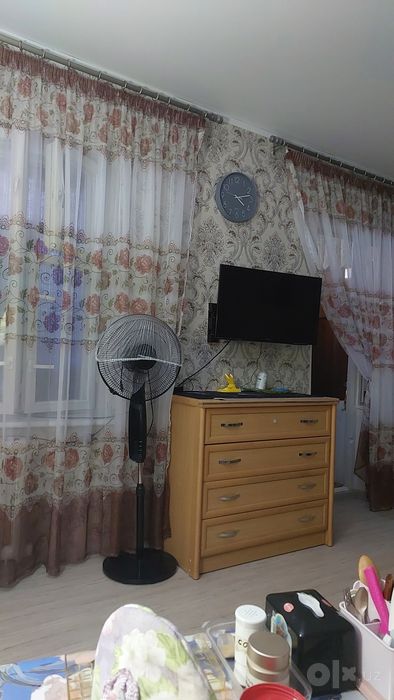Продаются 8м.занавесок легких  высотой 2,7м для зала  спальни ,балкона