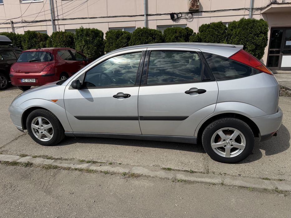 FORD Focus 1999 — imagine 3