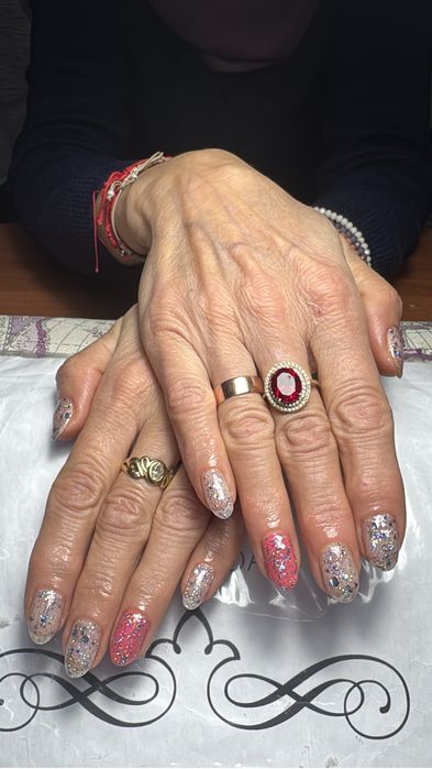 Manichiură și pedichiura