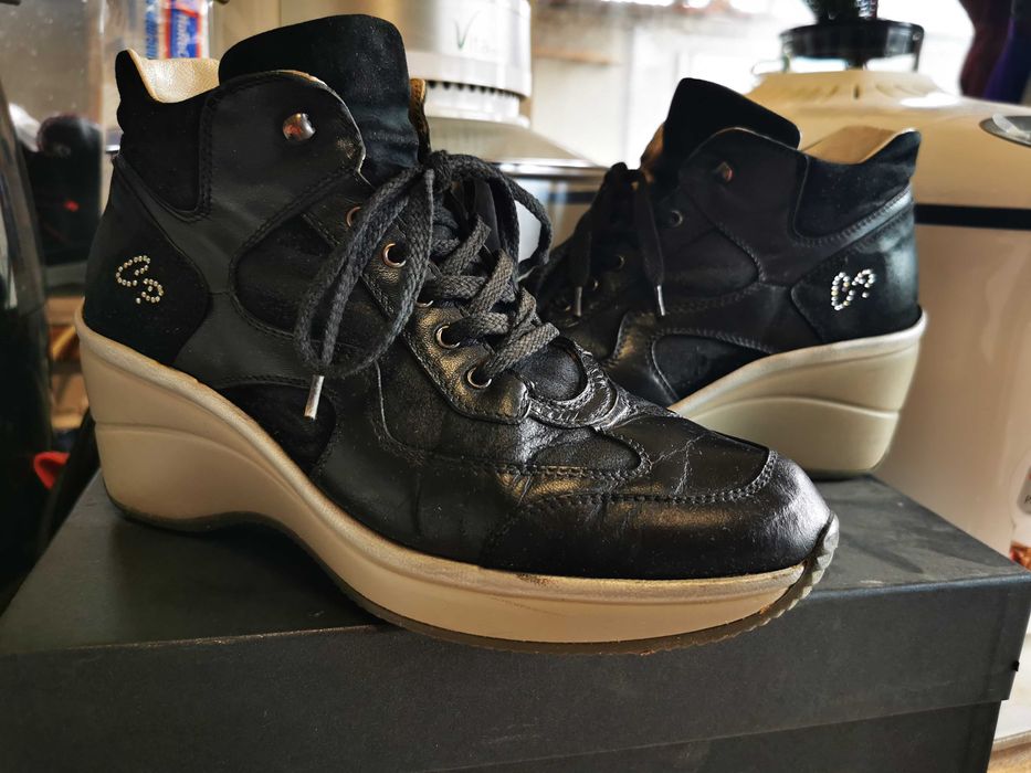 Дамски обувки Cesare Paciotti