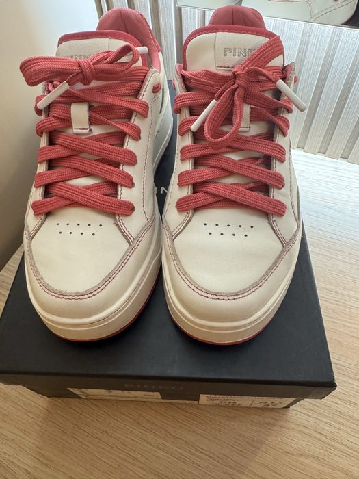 Обувки PINKO 37 размер