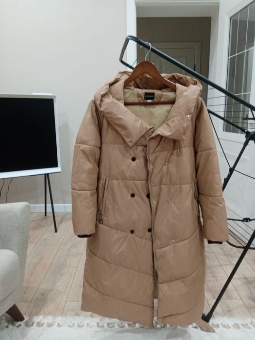 Пуховик коричневый