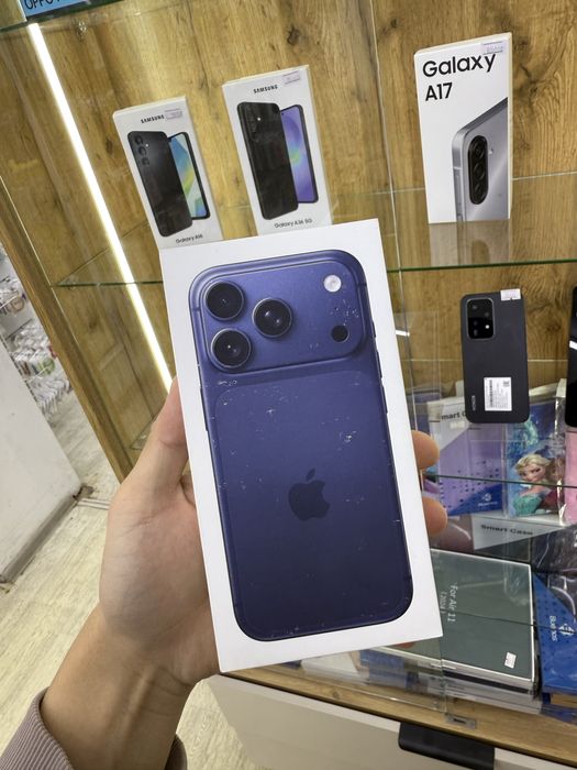 Продам новый 17 про 512 гб