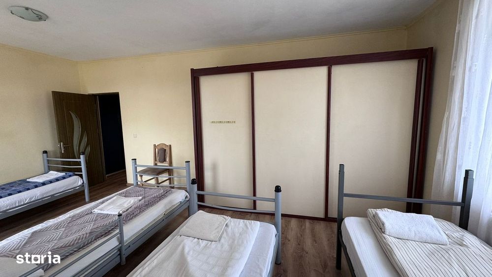 Casa de închiriat, zona Episcopia