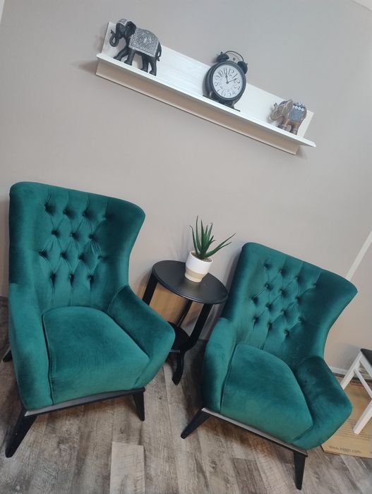 Fotolii tip Chesterfield cu masuta