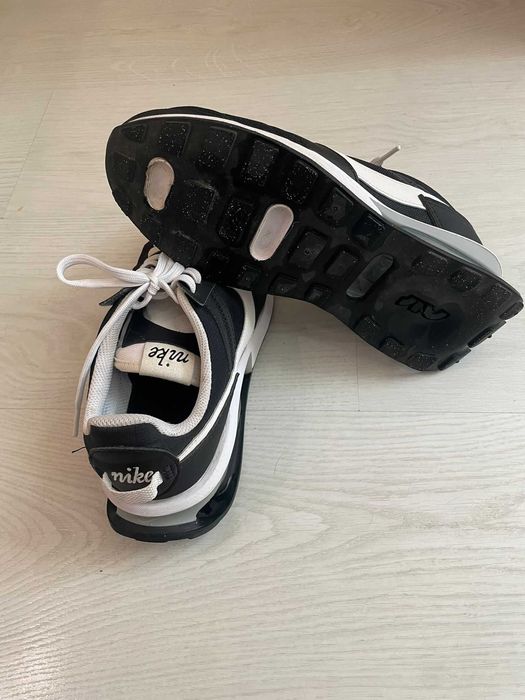 Оригинални маратонки Nike