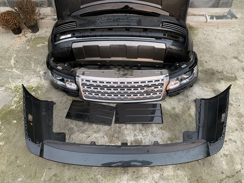 Bara fata spate grila ornament usa far Range Rover Vogue L405