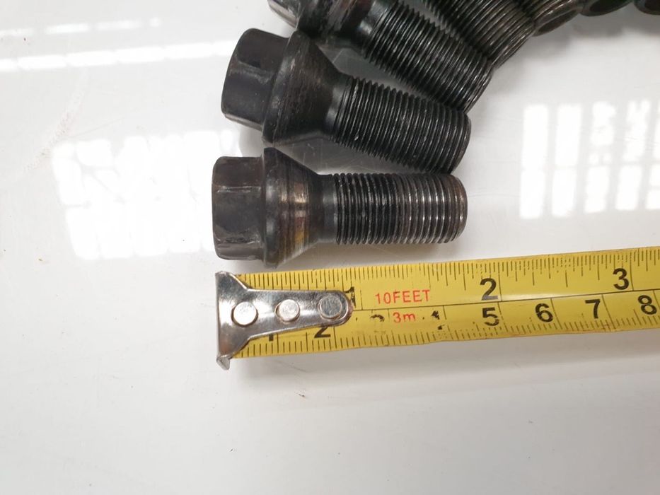 Болты на колеса