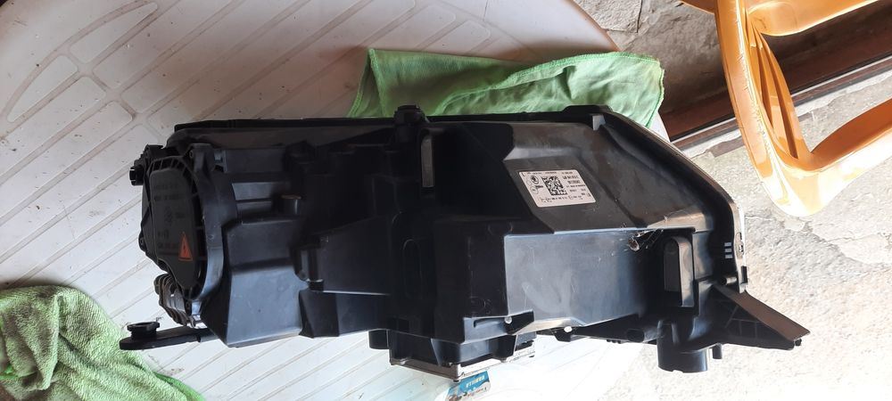 Фар ляв шкода рапид 2017г ксенон.