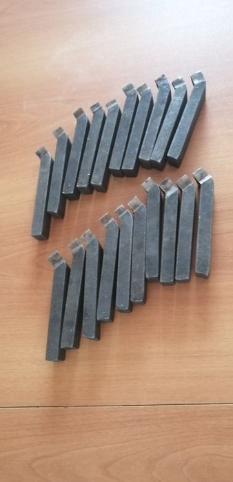 Продам токарные резцы