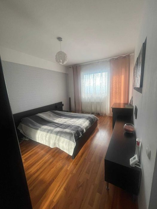 Inchiriez Apartament 2 camere-64 MP