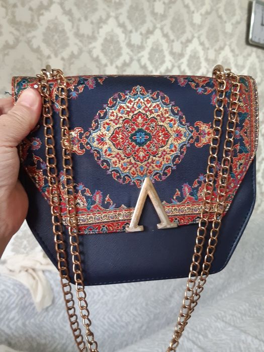 Продаю разные сумки  от 1500 до 8000