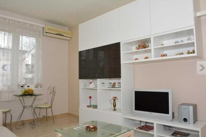 Дава се под наем Четиристаен апартамент в Варна, Червен площад - 147 кв.м за 1150 € - Снимка #5