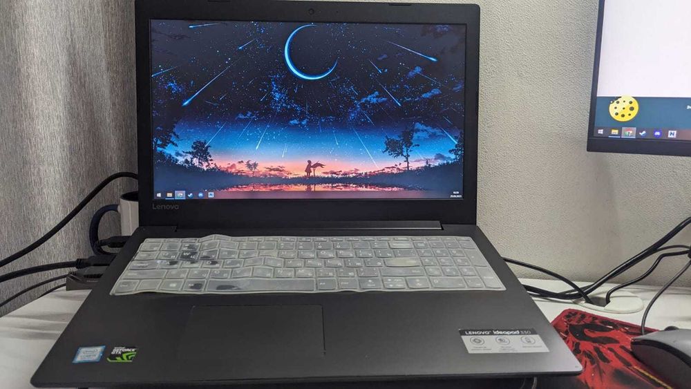 Продам ноутбук Lenovo Ideapad 330-15ICH