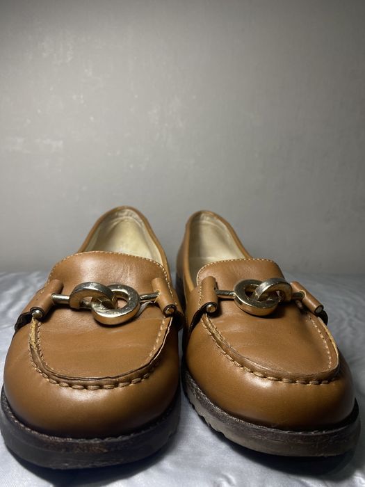 Лоферы кожаные продам