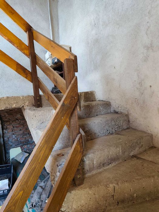 Втори етаж от двуетажна къща в гр.Враца