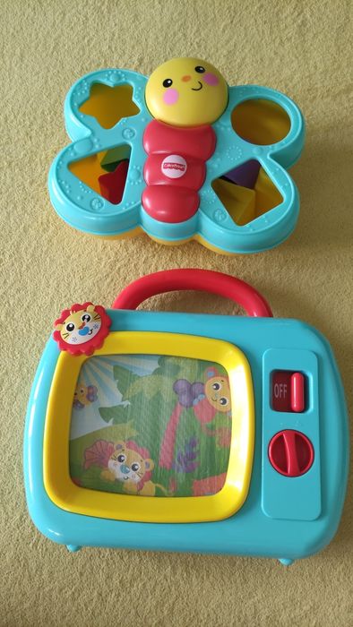 Fisher price сортер и музикален кутия
