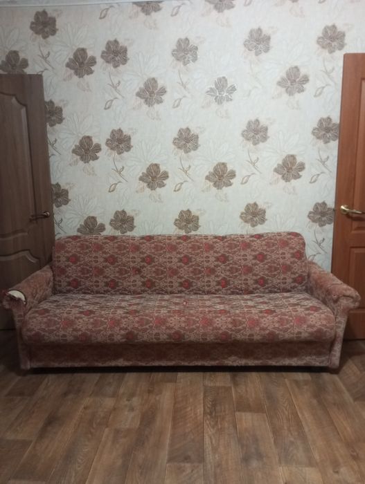 Отдам даром диван