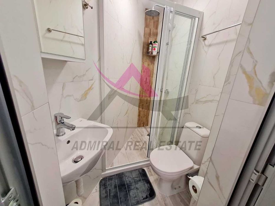 Дава се под наем Тристаен апартамент в Варна, Център - 80 кв.м за 1000 € - Снимка #3