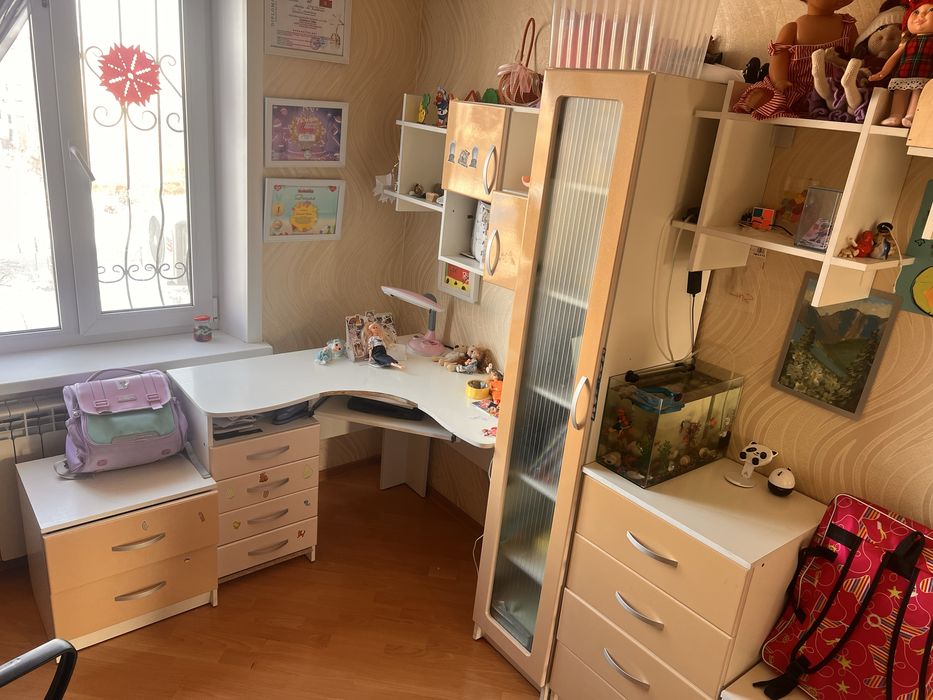 Продам мебель в детскую комнату