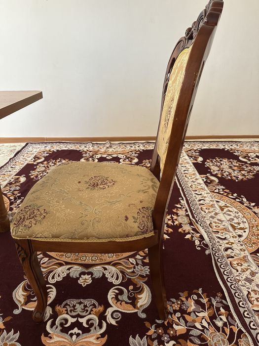 Продается стулья