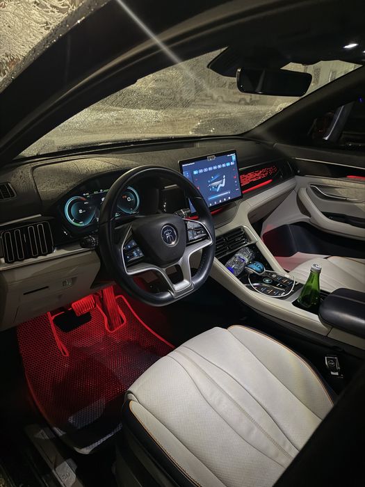 Byd song plus flagship